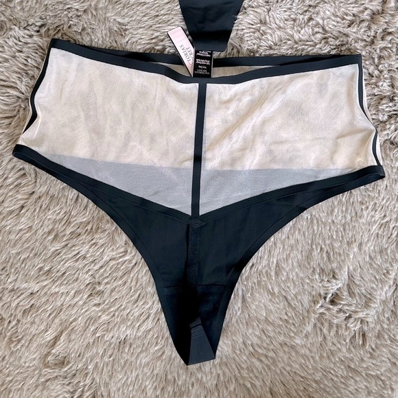 VS High-Waisted Seamless Panties - Picture 2 of 4